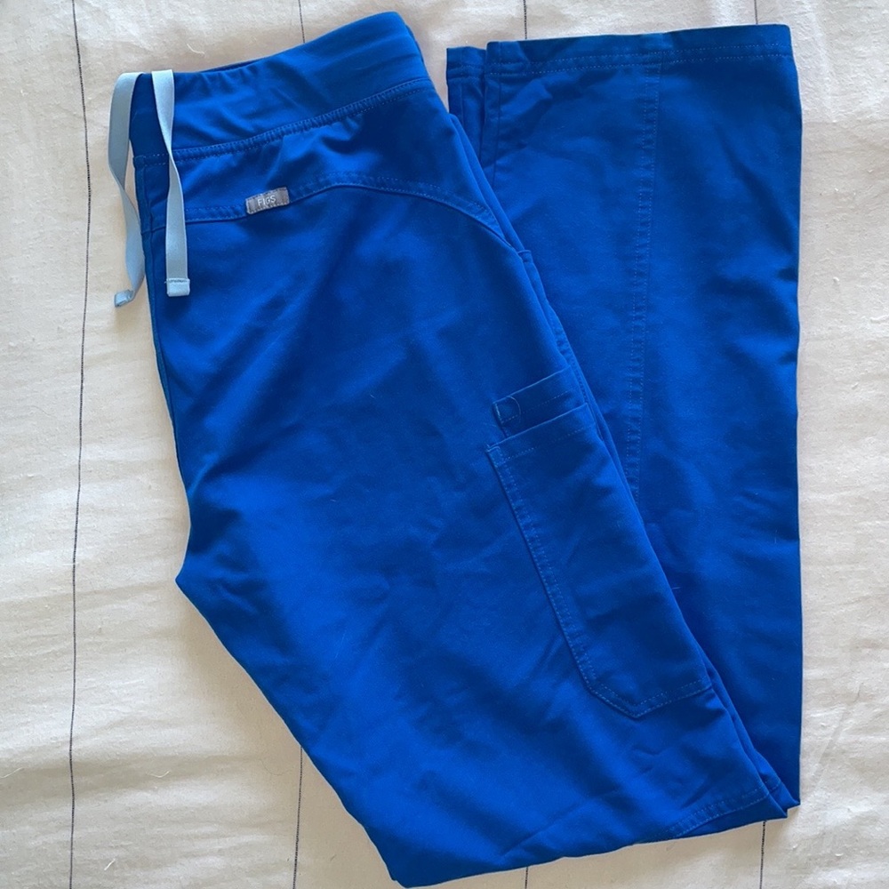 Large Regular Figs Scrub Pant.